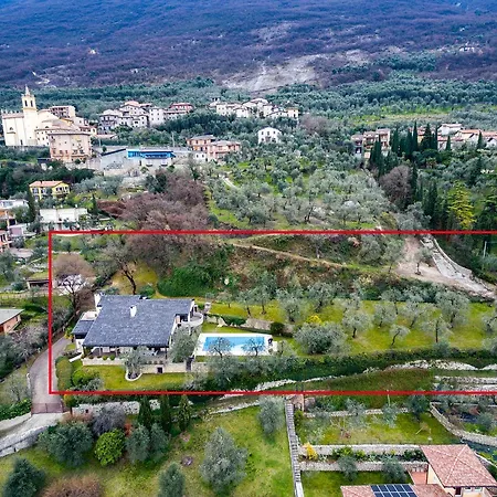 Villa Dismero With Pool Brenzone sul Garda
