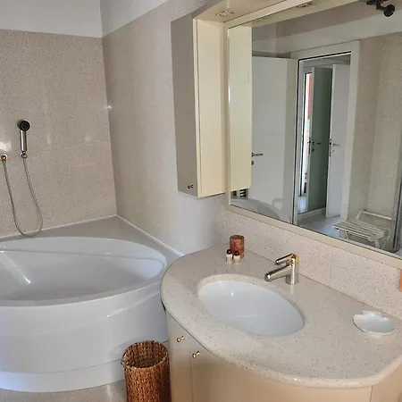 Dismero With Pool Villa Brenzone sul Garda